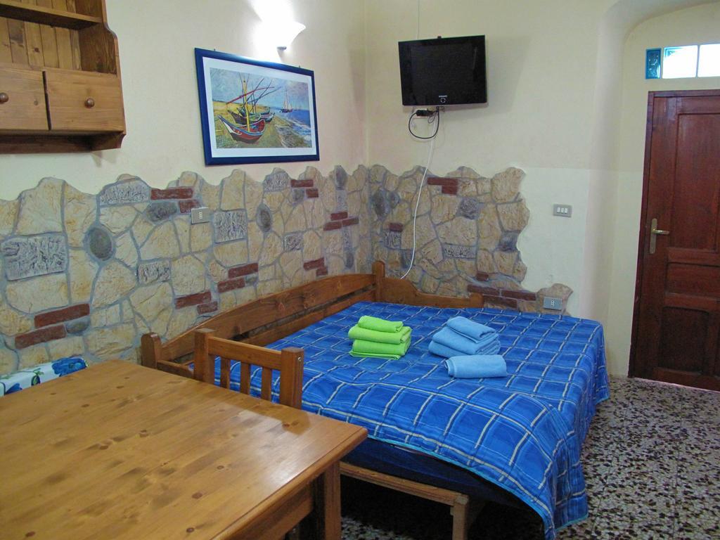 Ferienwohnung Diving Center Punta Stilo Zimmer foto