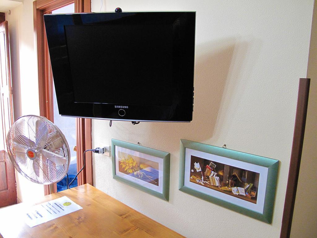 Ferienwohnung Diving Center Punta Stilo Zimmer foto